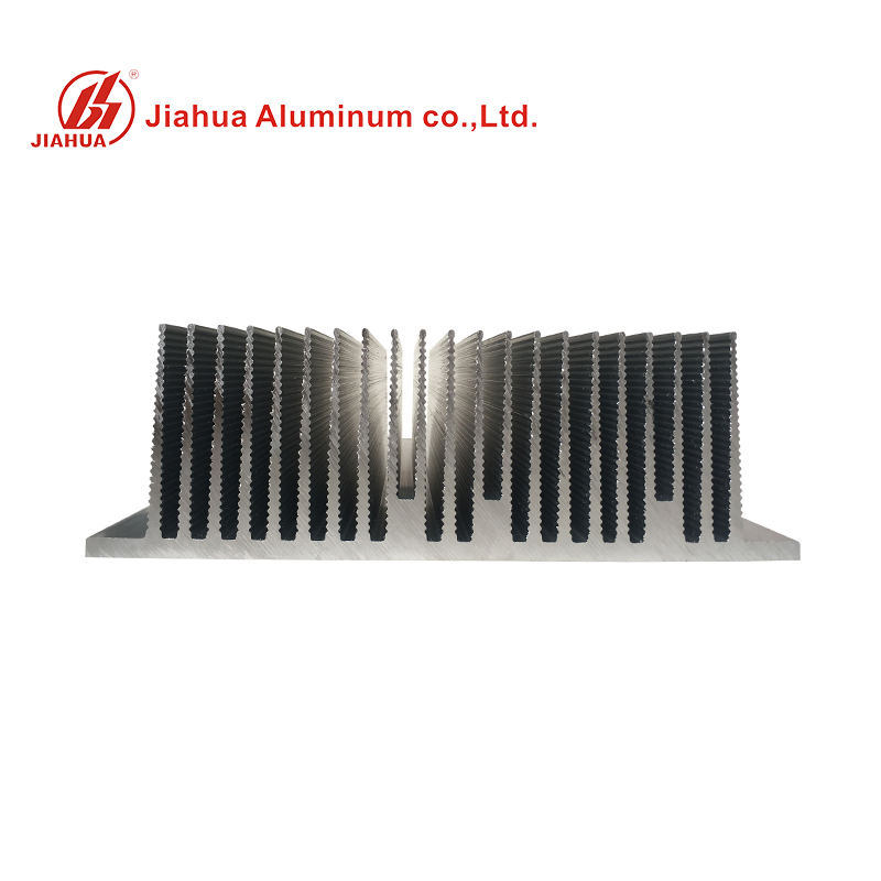 Grand dissipateur thermique extrudé en aluminium 6061 T6 Prix par kg pour le système de refroidissement industriel