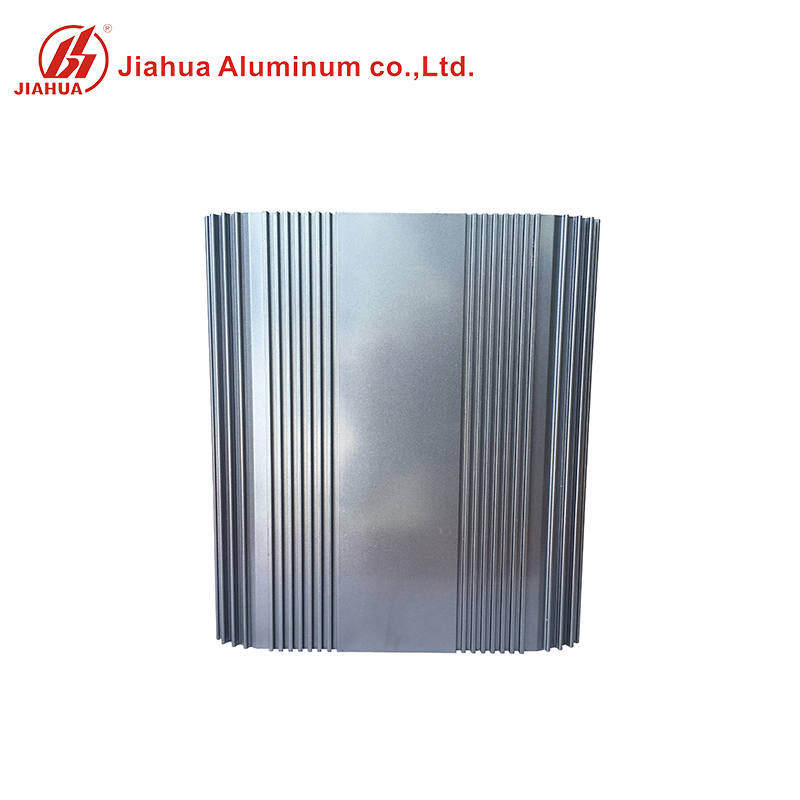 Le traitement de poinçon en gros traitant les profils en aluminium expulsés de radiateur de chaleur pour la boîte de carte